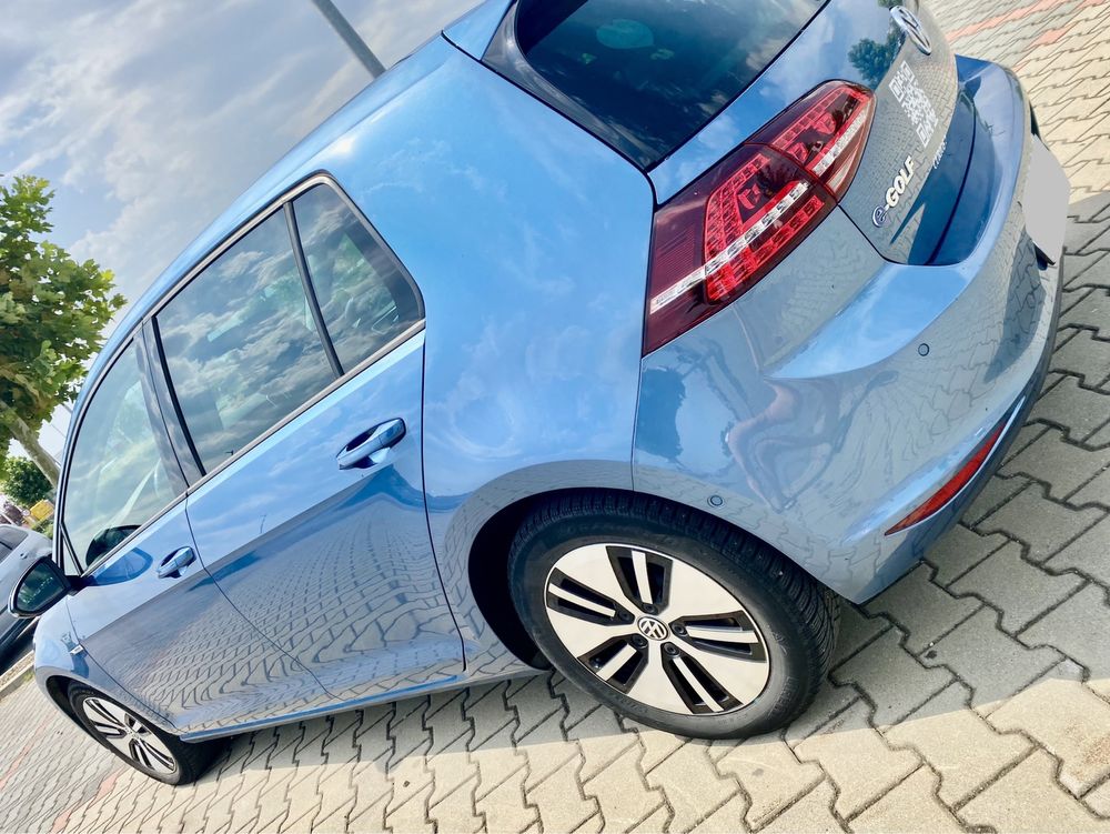 Volkswagen electric E-Golf , pompa caldura, distronic , senzori 360