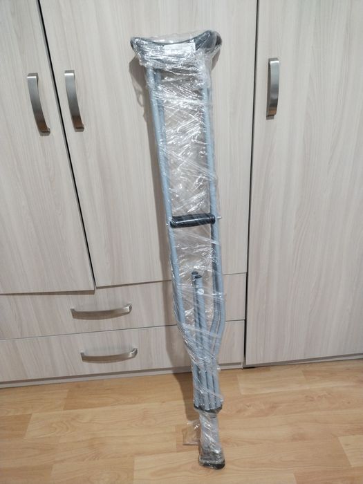 Продам костыли, новые