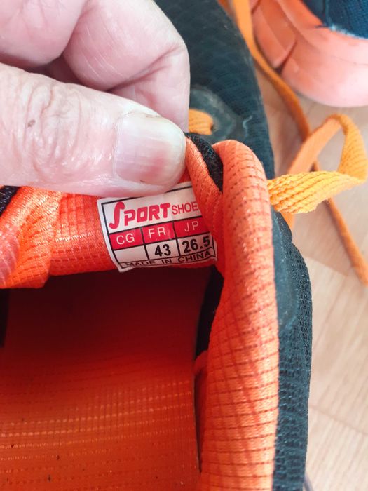 Маратонки Наик номер 43