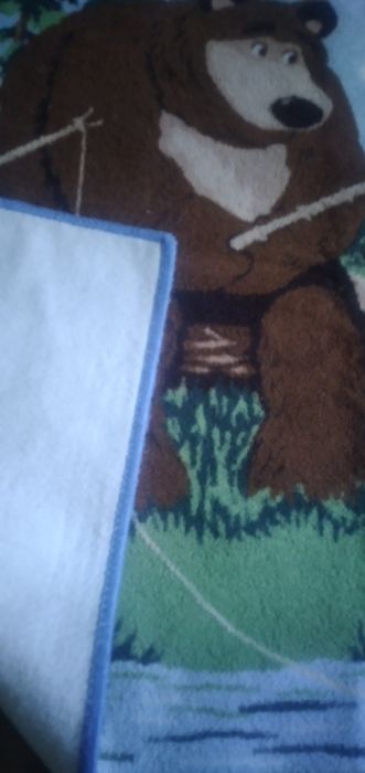 Продаётся яркий детский коврик