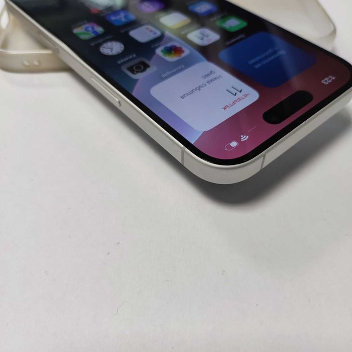 Iphone 16 128GB battery health 100%