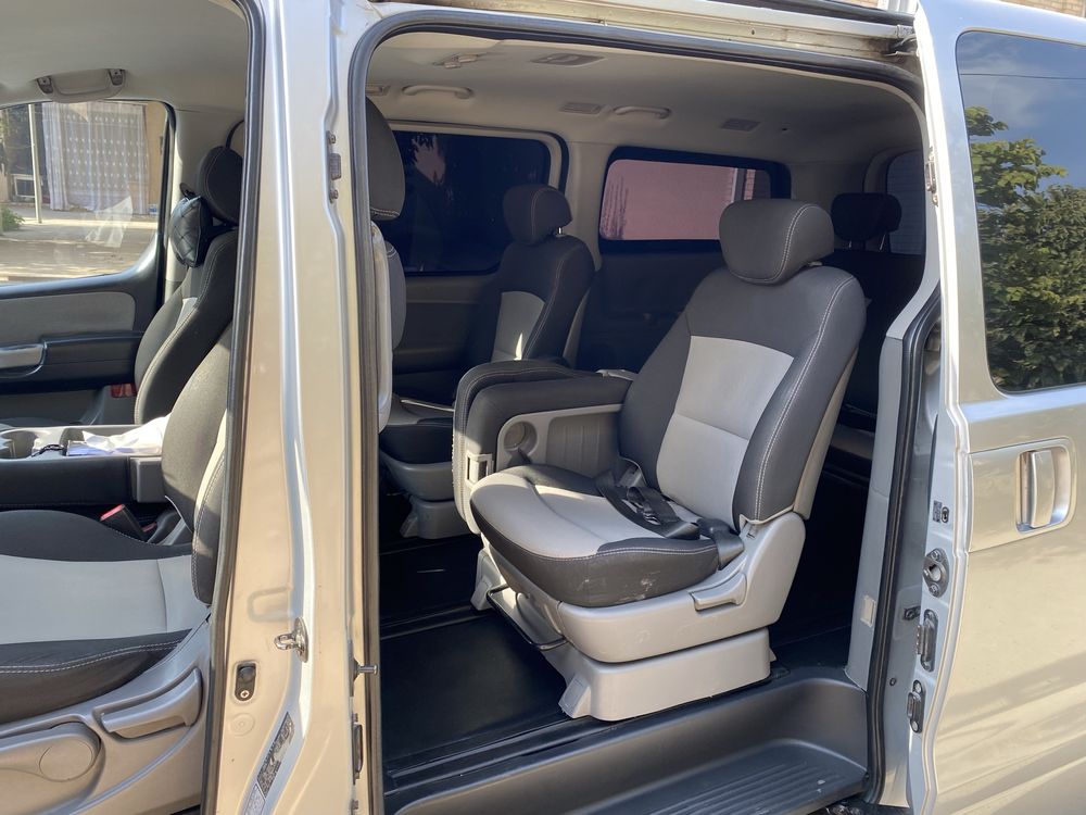 Hyundai Starex H-1