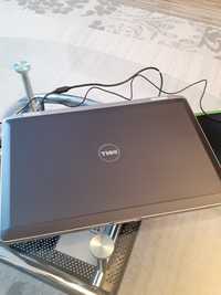 Vând laptop Dell  i3