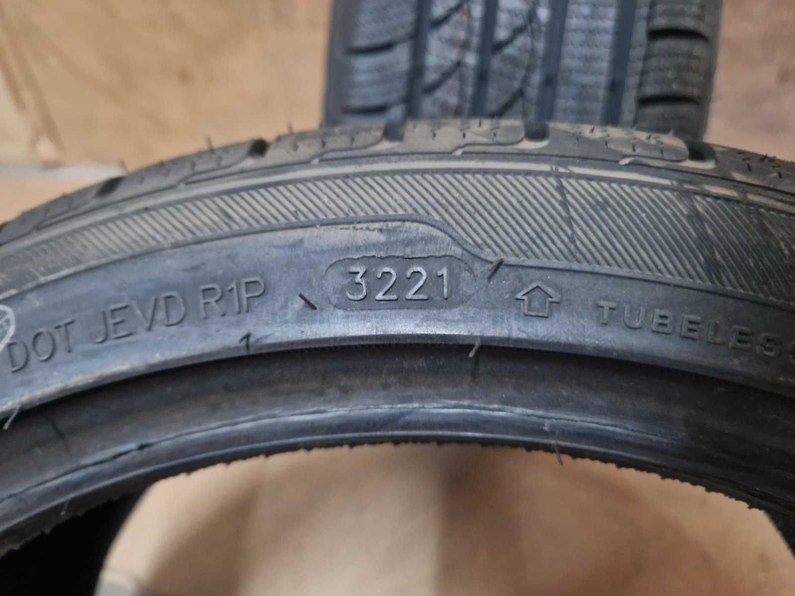 2 Tristar R17 215/40
нови зимни гуми
DOT3221