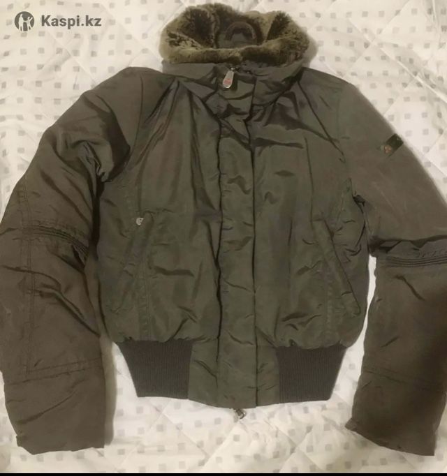 Куртка женская б/у