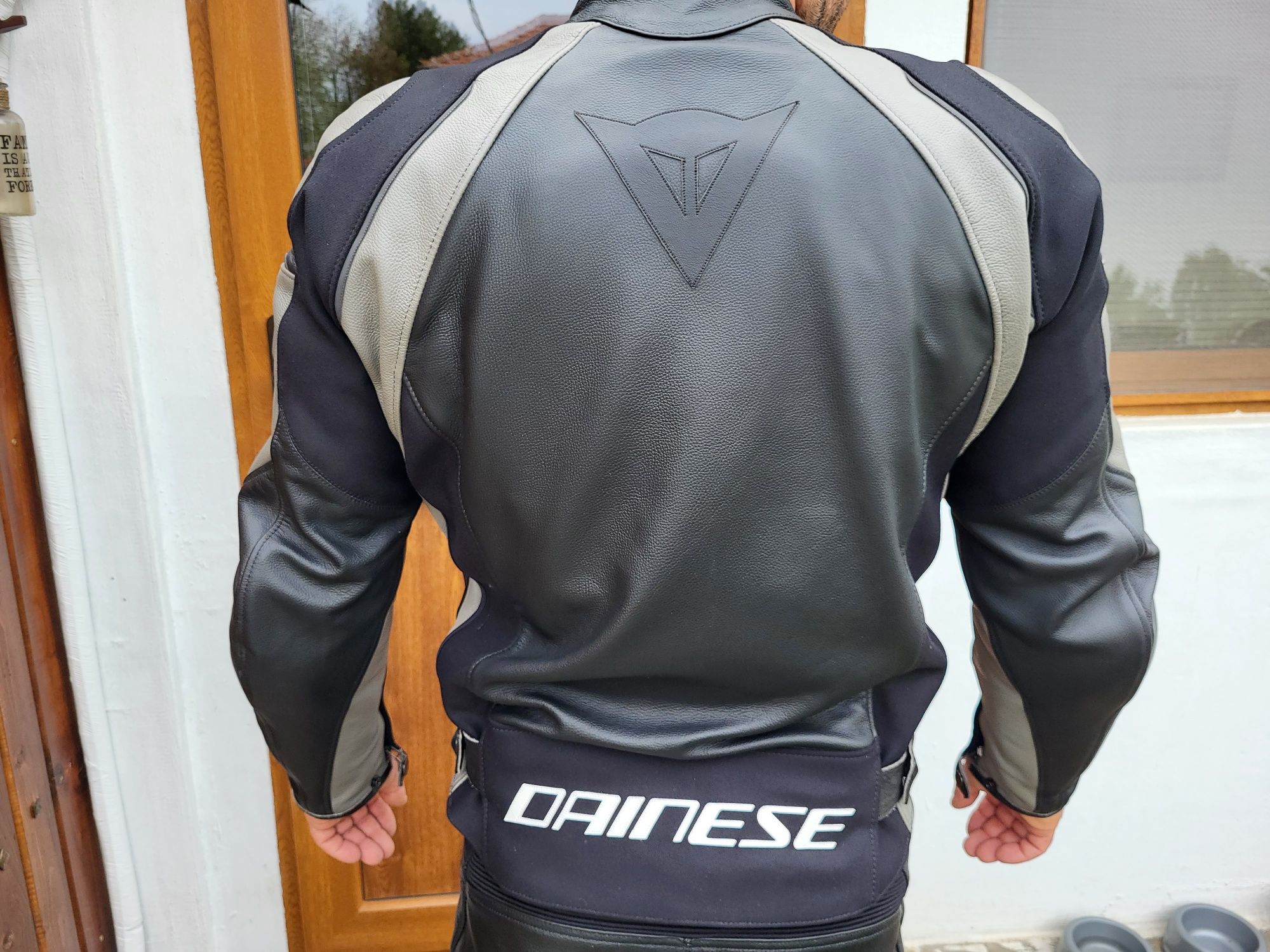 Кожено яке dainese