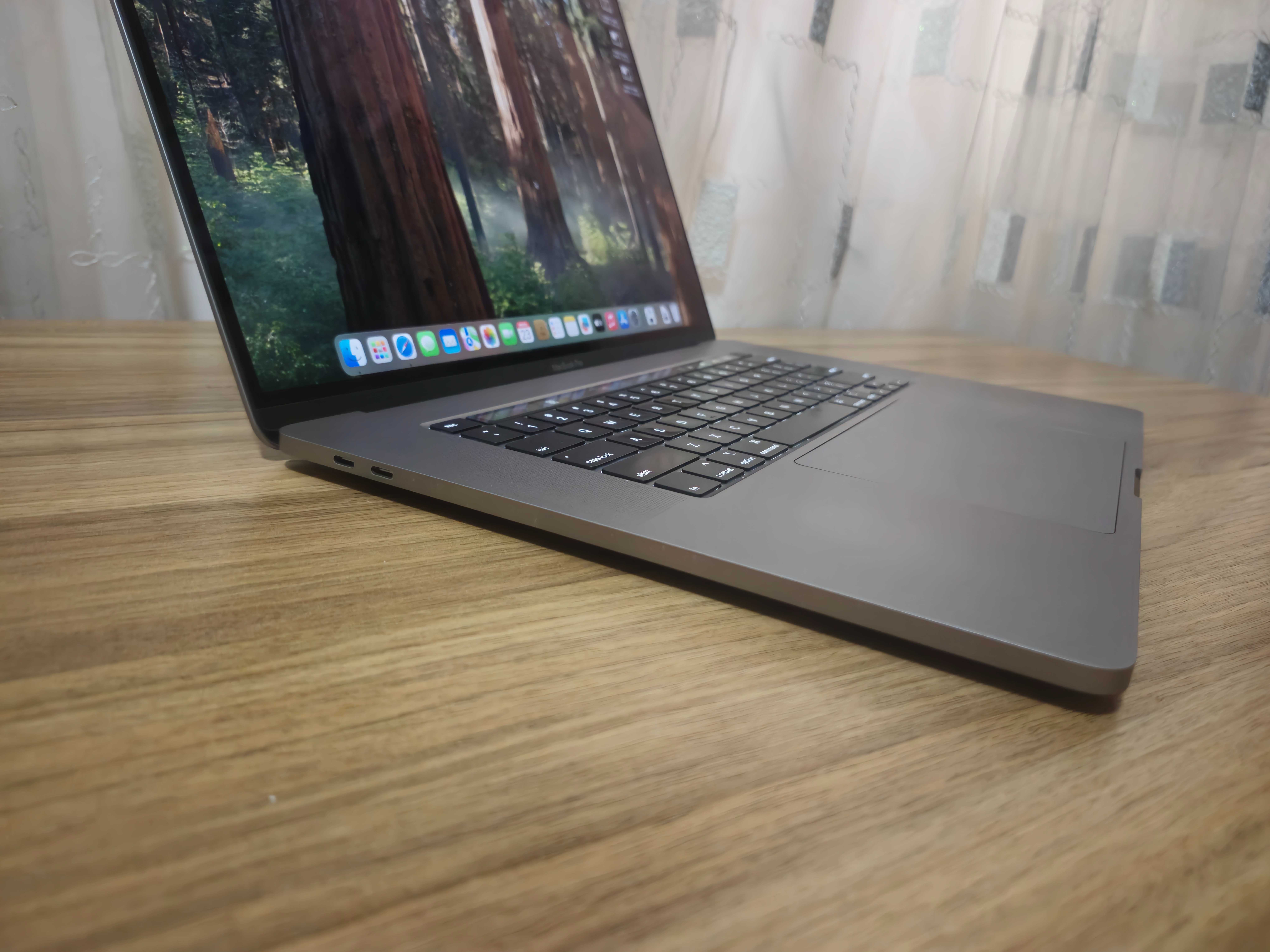 MacBook Pro 2019