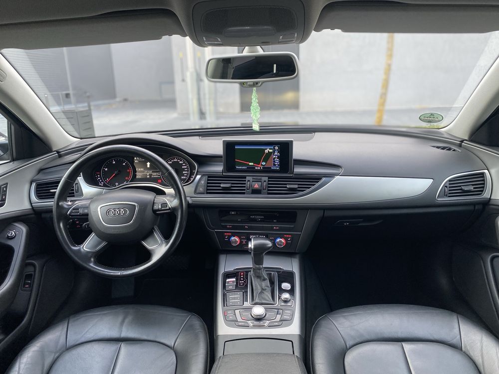 Audi A6 / 2012 / 8+1 / Navi / Piele / Bi-Xenon / Impecabil