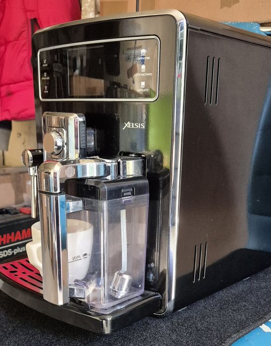 Кафеавтомат "Saeco Xelsis" HD8943