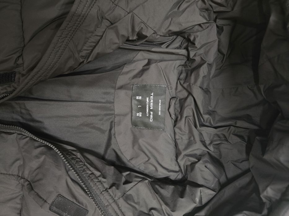 Продается зимняя теплая курткп от terra pro