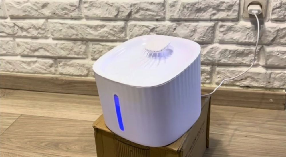 Поилка-фонтанчик  для домашних питомцев