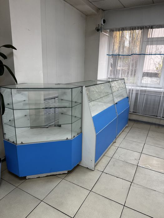 Витрина в хорошем сост