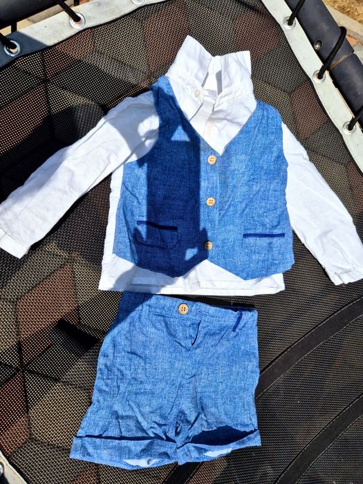 Costum Mayoral, mărimea 80(12 luni) 1 singură purtare,câteva ore .