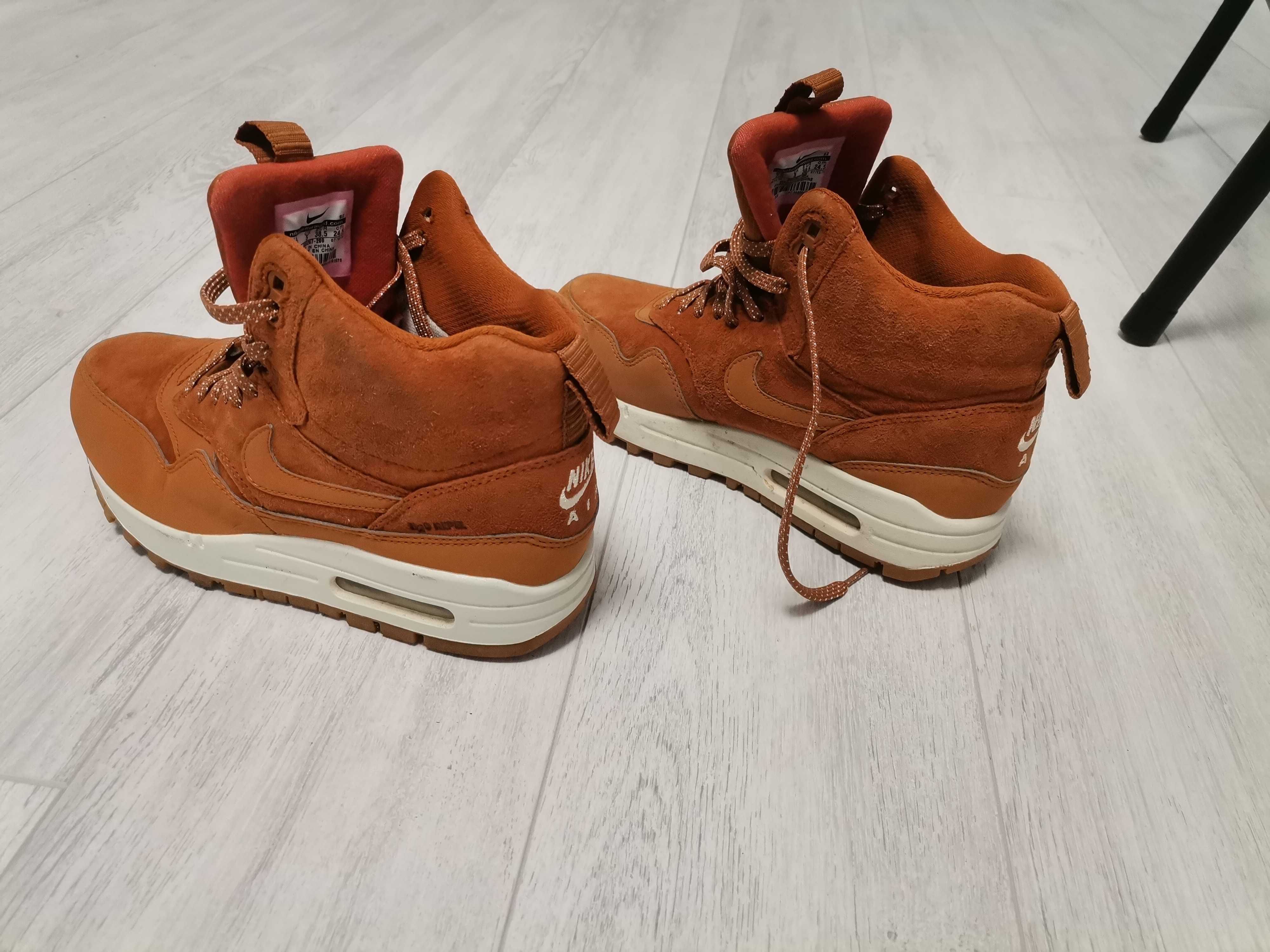 Nike WMNS AIR max 1 MID sneakrboot