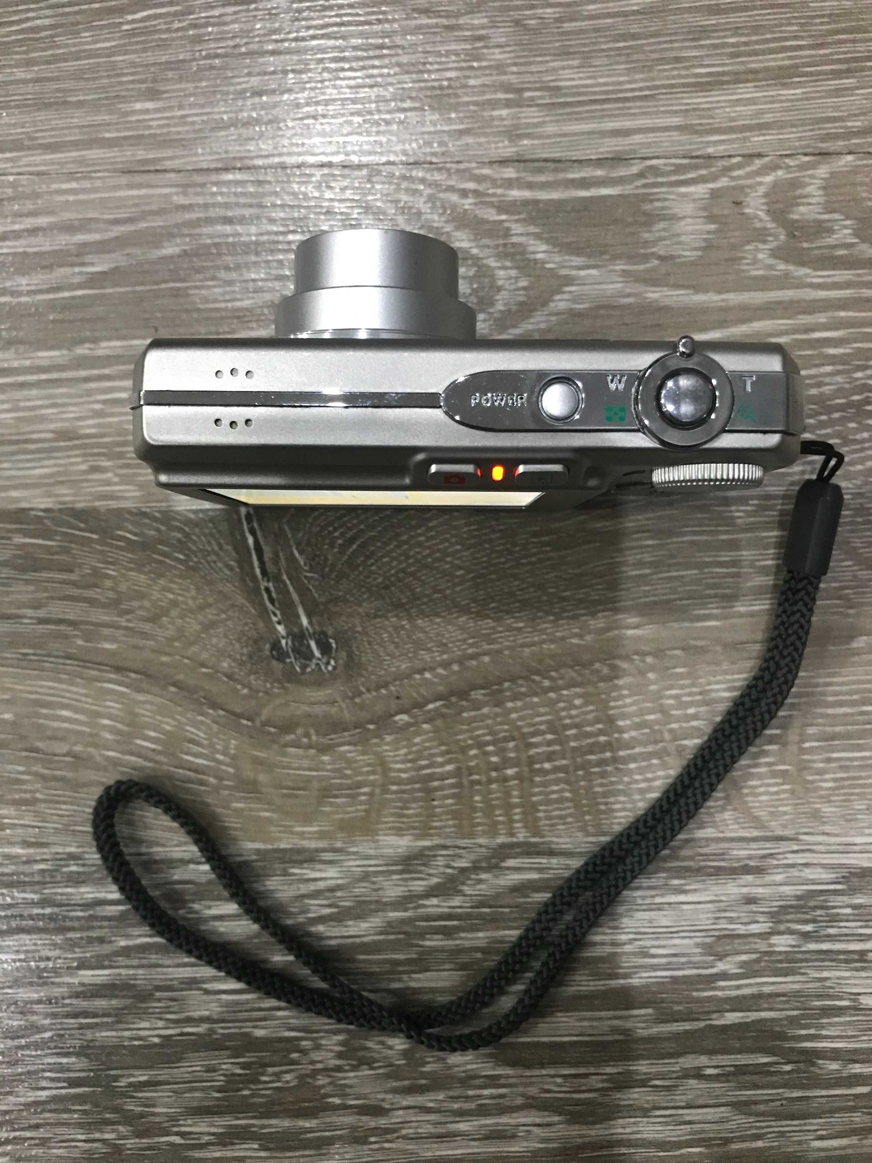 Продаю фотоаппарат OLYMPUS FE-220 7,1 megapixel