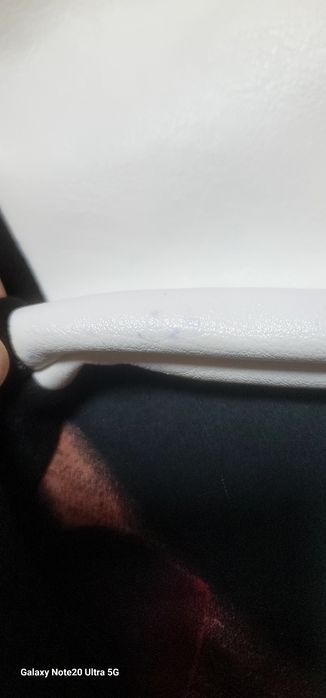 Продавам яке кожа/вълна