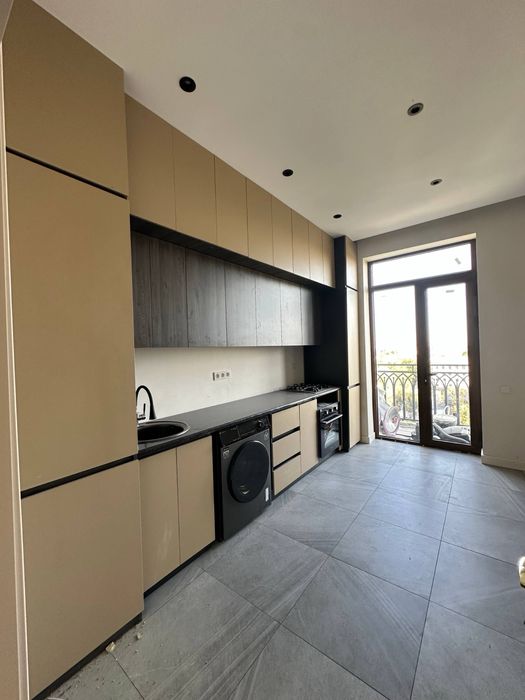 Продается 3 комнатна. Новза. Прокурорский дом