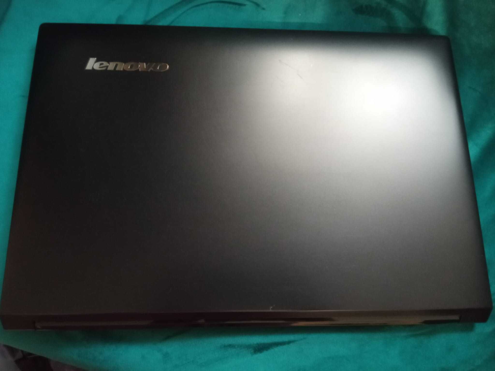 Laptop Lenovo Hdd de 1 Tb, memorie Ram 8 Gb