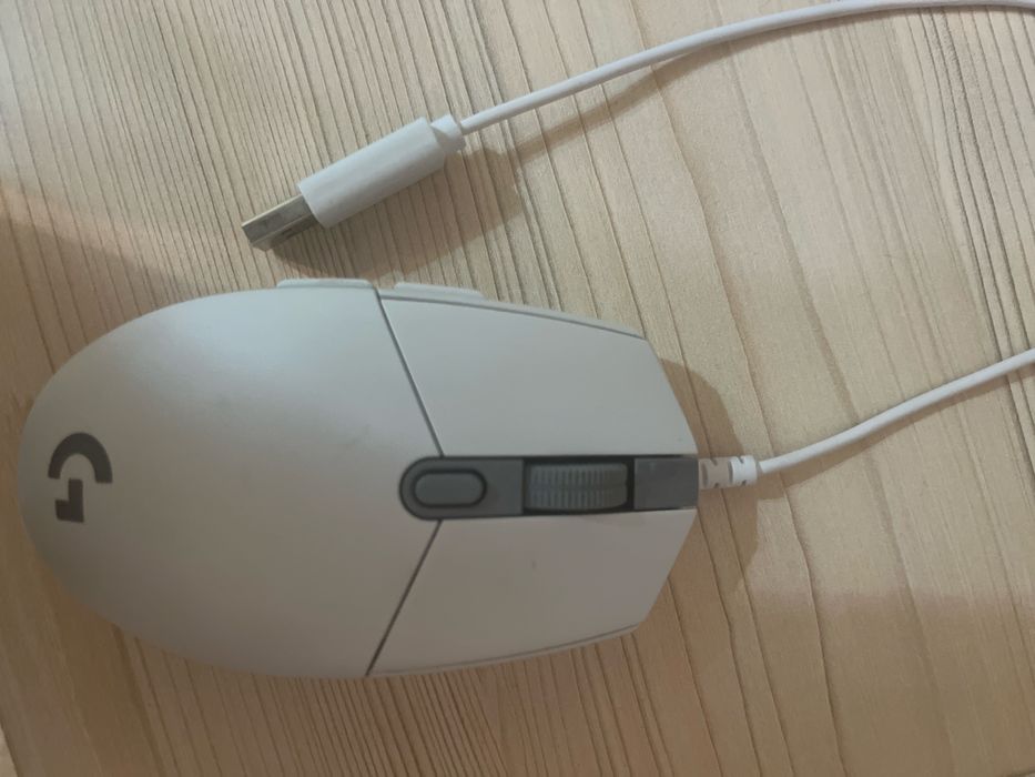 Logitech g102 использовал только 2 недели