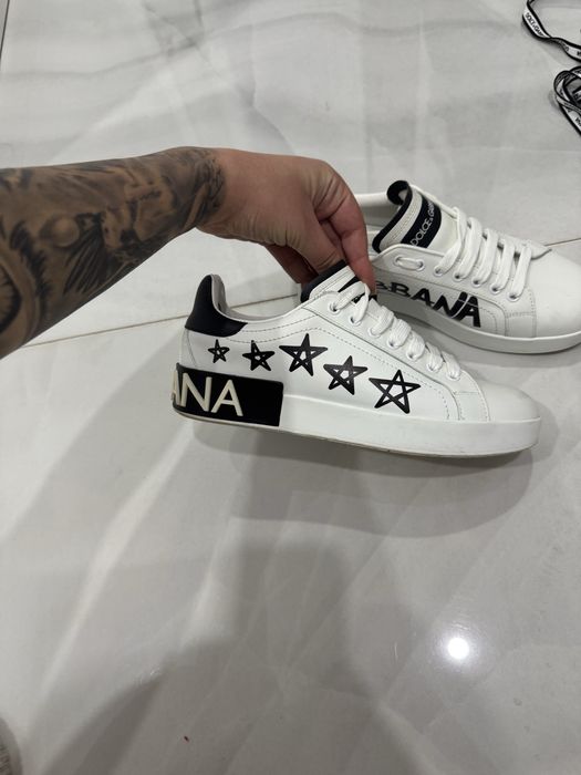 Vand adidasi dolce gabbana originali 100%