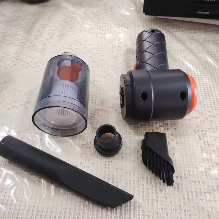 NOU Mini aspirator casa sau auto reincarcabil USB