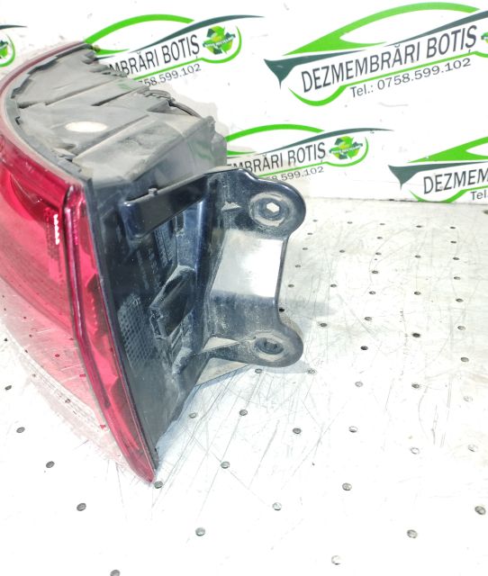 Lampa / Tripla stop stanga pe aripa 8W9.945.069 Audi A4 B9