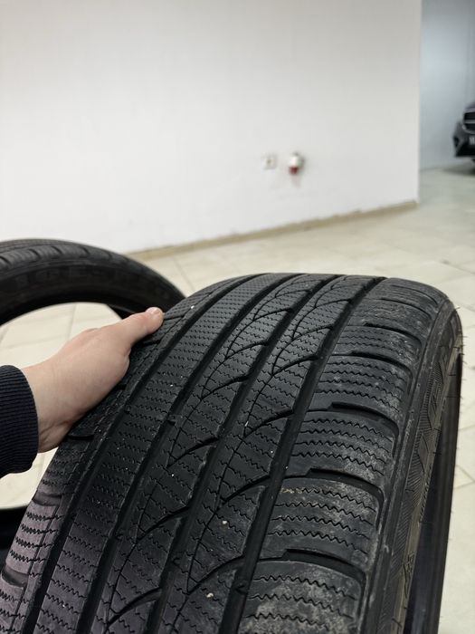 Зимни гуми 245/40/19 дот 21