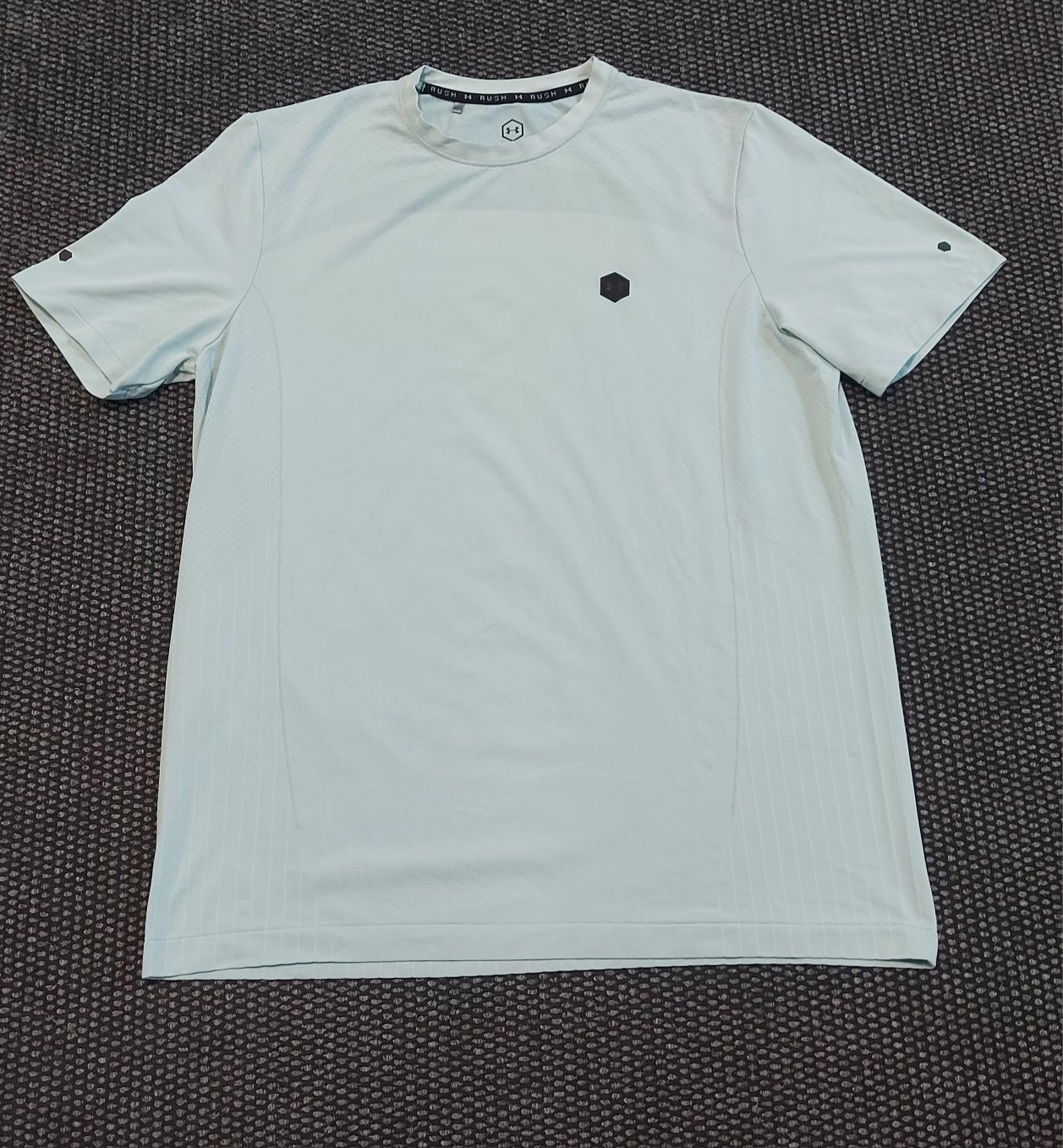 Under armour rush тениска XL размер