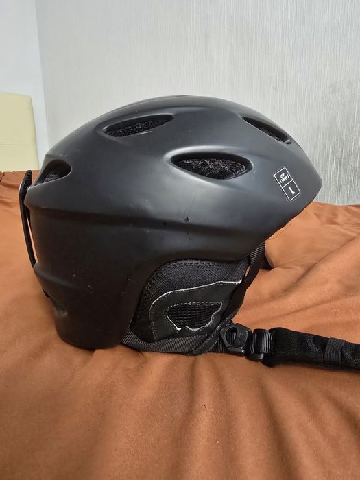 Шлем для сноуборда лыж