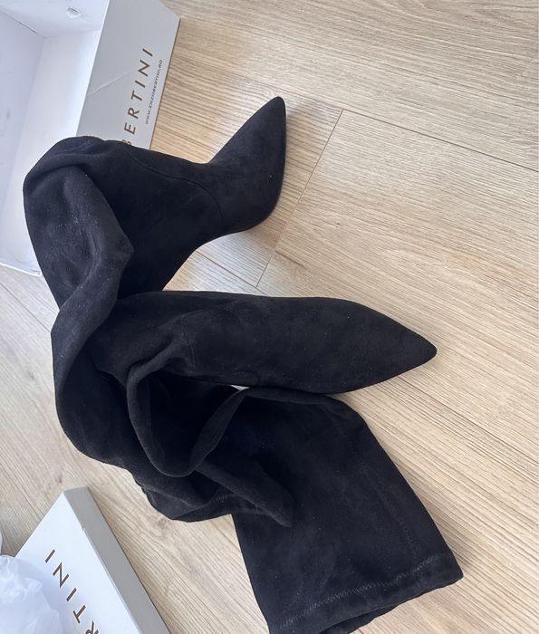 Cizme peste genunchi negre