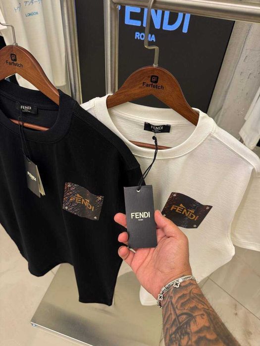 Качествени Тениски Givenchy