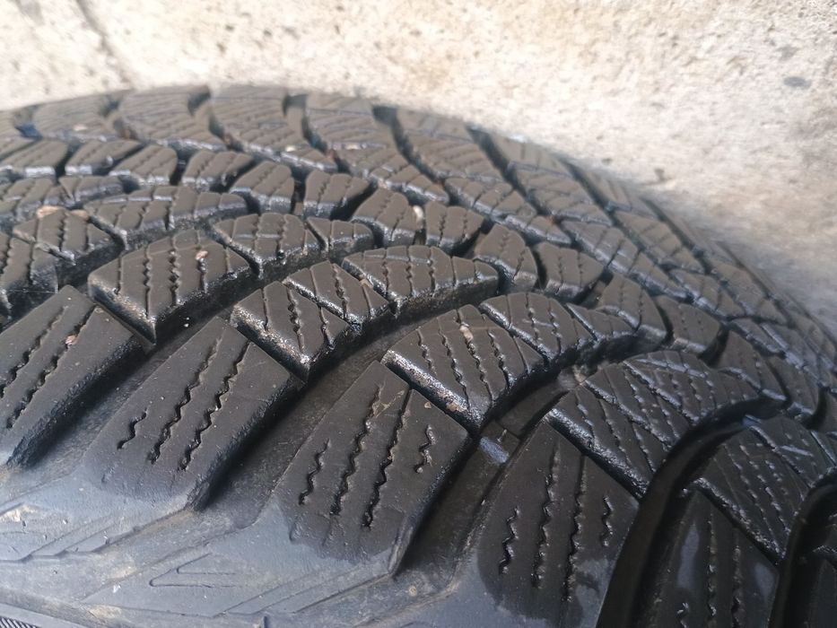 Зимни KUMHO 225/45 R 18