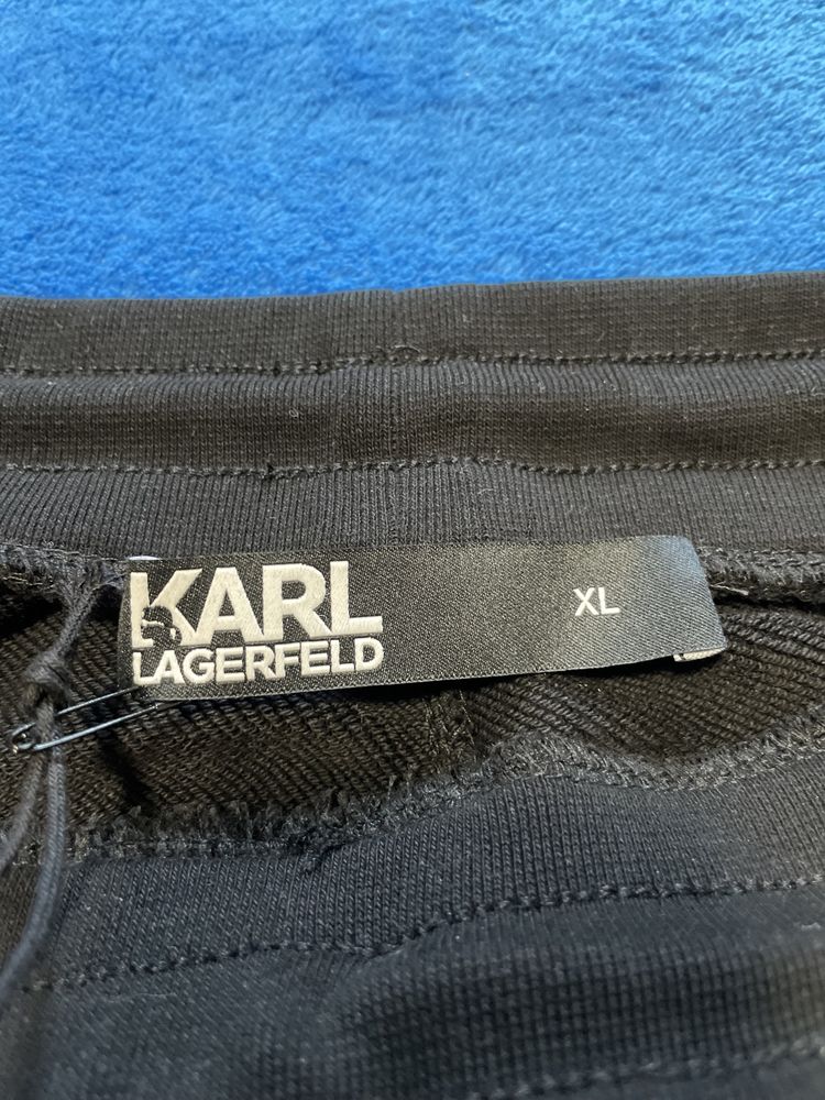 Karl Lagerfeld къси панталони