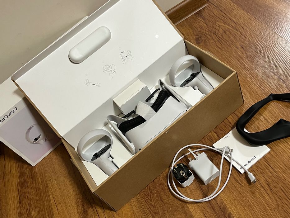 VR очила Meta Quest 2