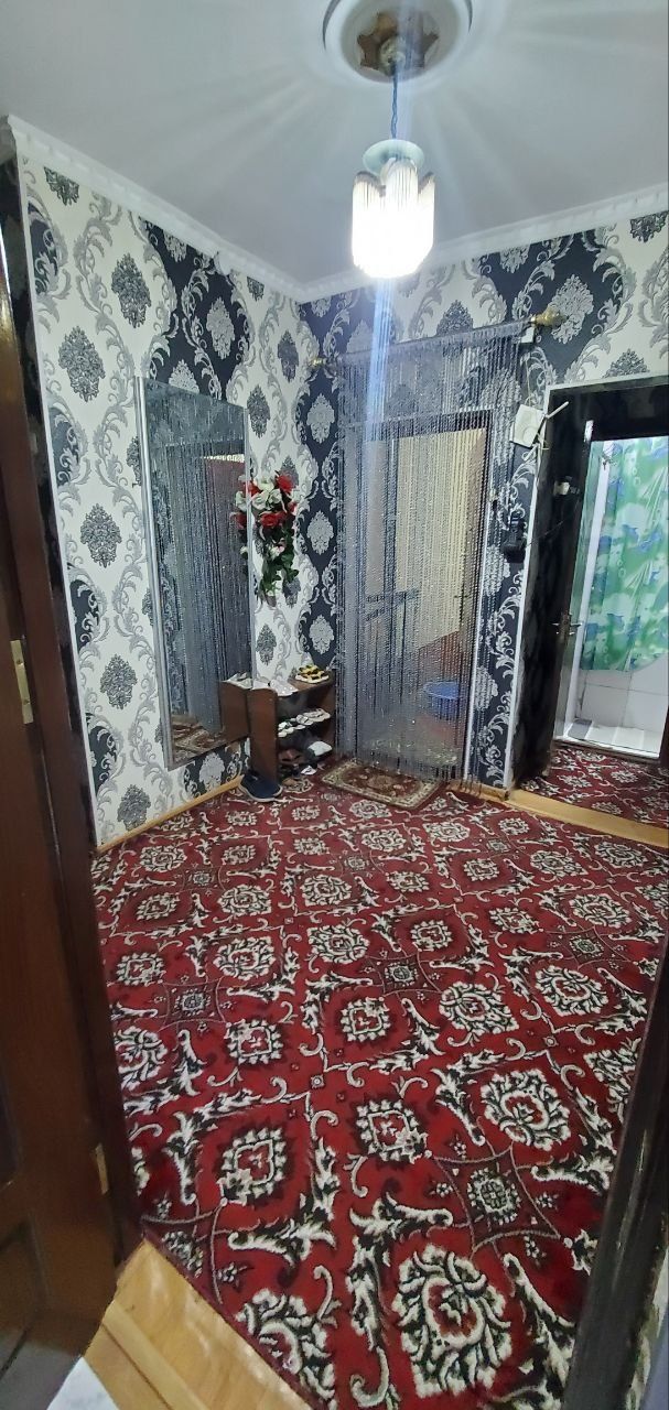 Kvartera sotiladi. kami bor kelishamiz Halol