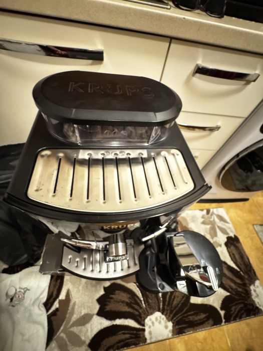 Expresor EA 8200 Automatic