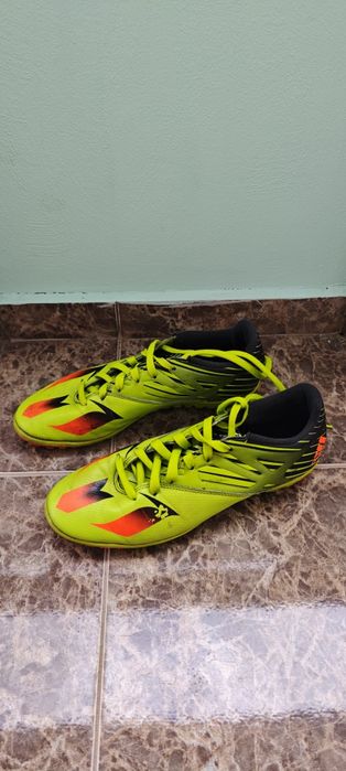 Футболни обувки 42 номер стоножки Nike и Adidas