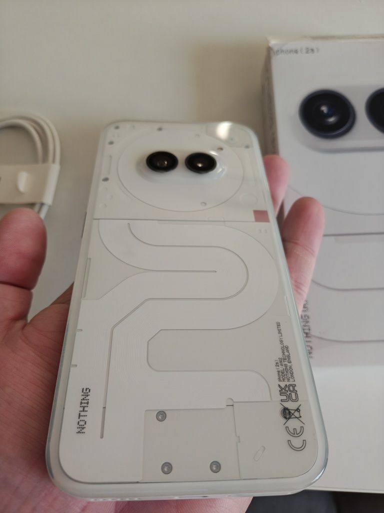 Nothing Phone 2a 12gb / 256gb