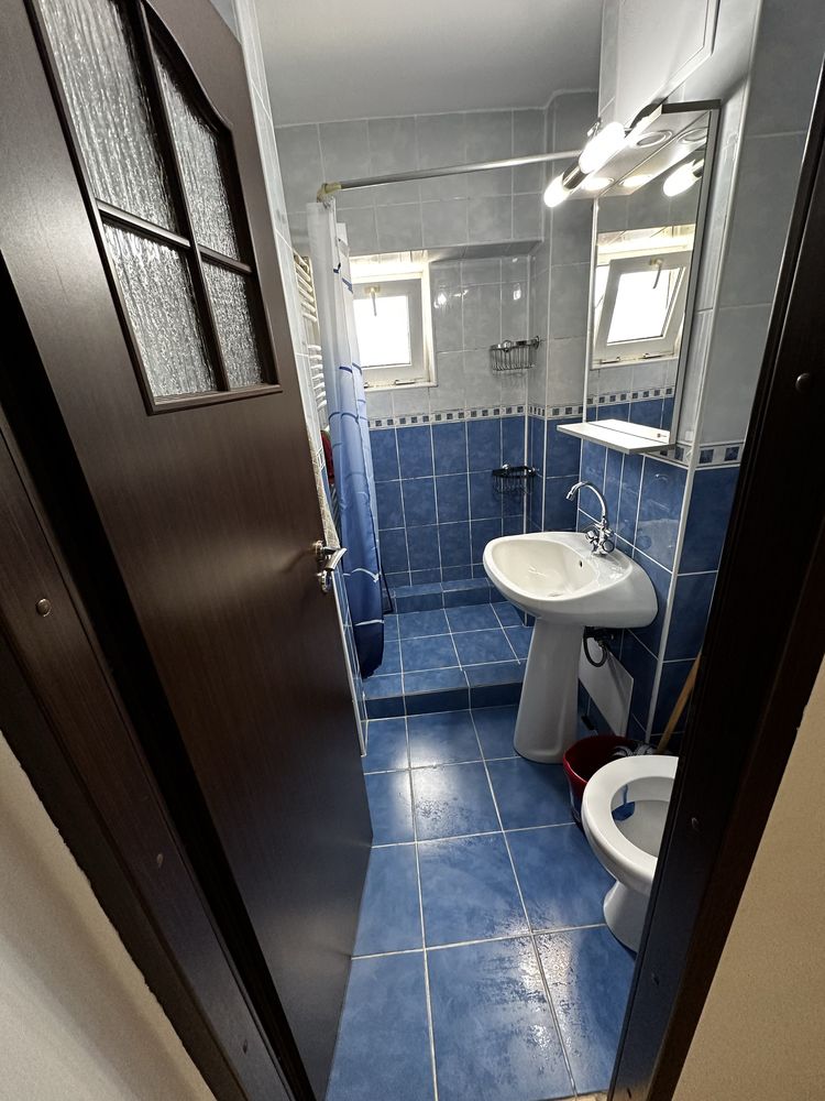 Vand Apartament 4 camere Lapus