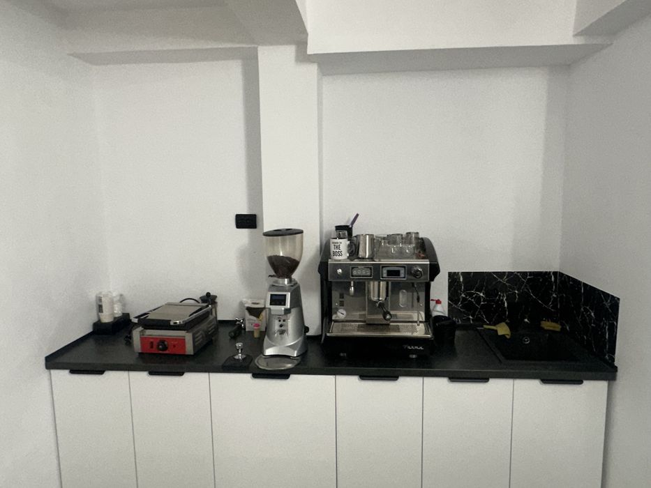 Închiriez spațiu comerciale Zona Dacia, centrul Constanța