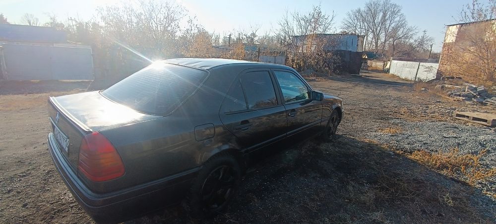 Mercedes-benz с 202