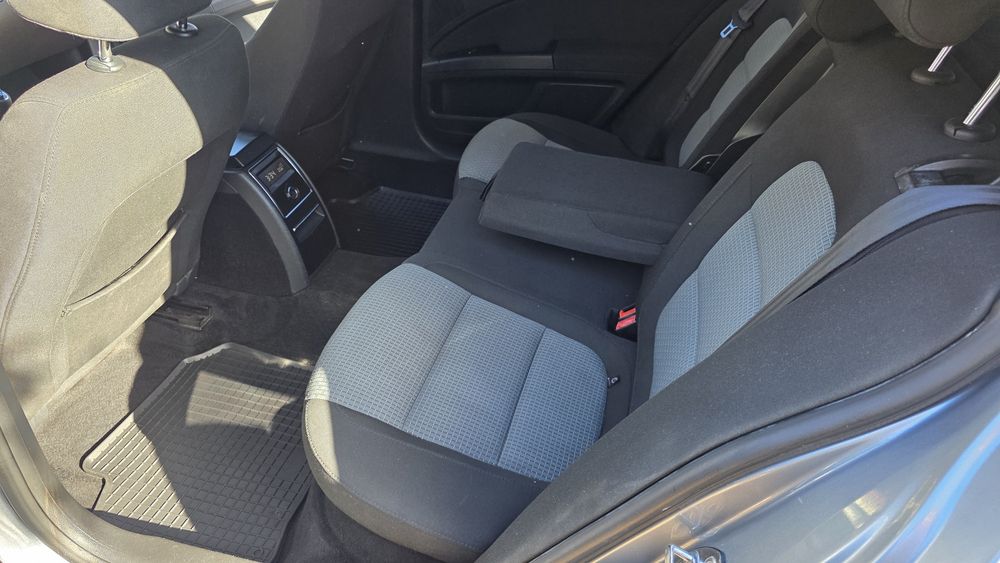 Skoda superb 2010, navi, senzori parcare, carlig, scaune incalzite