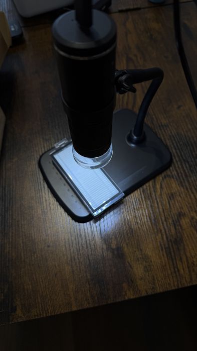 Microscop digital