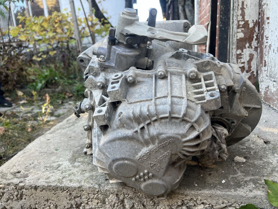 Скоростна кутия М32 - Фиат Гранде Пунто 1.9 120кс - за ремонт/части