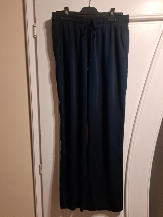 Pantaloni de dama