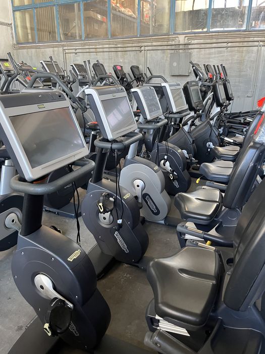 Depozit echipamente fitness