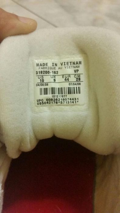 Adidasi NIKE- AIR made in Vietnam