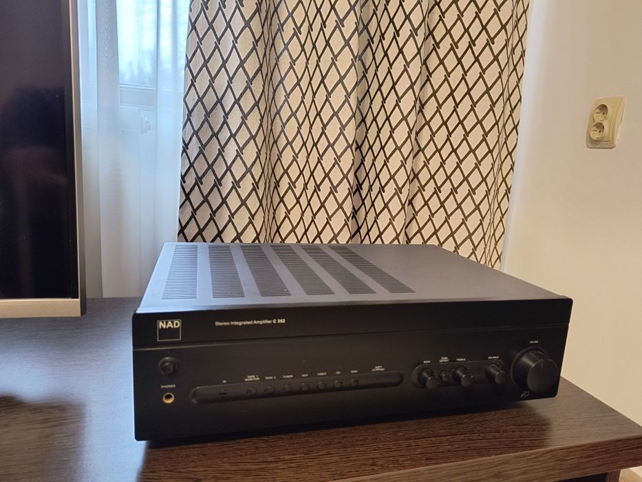 Amplificator Nad C 352