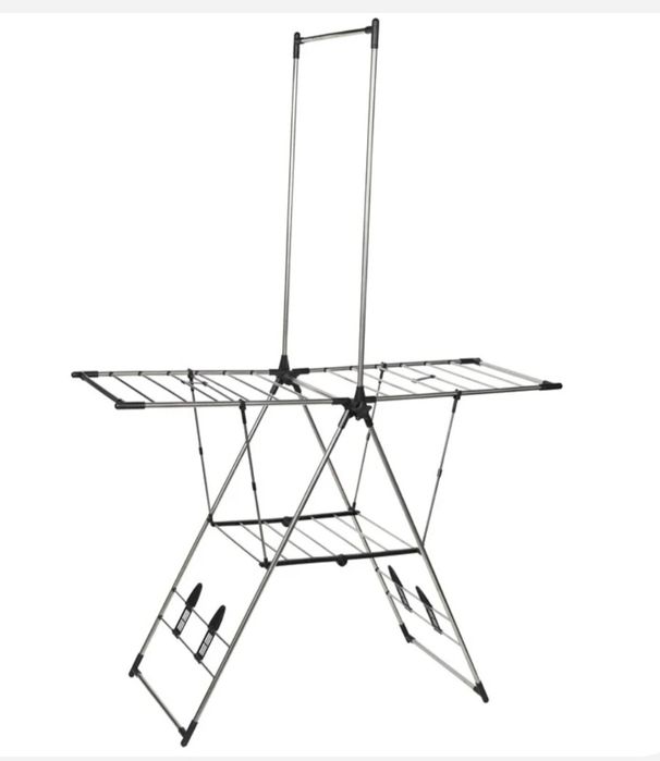 Продавам сушилник за дрехи