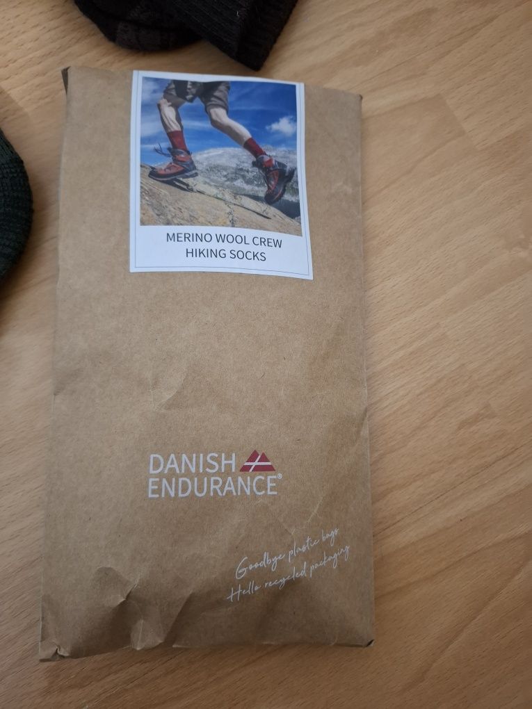 Vând sosete merinos/merino/lana drumetii/ trekking Danish Endurance